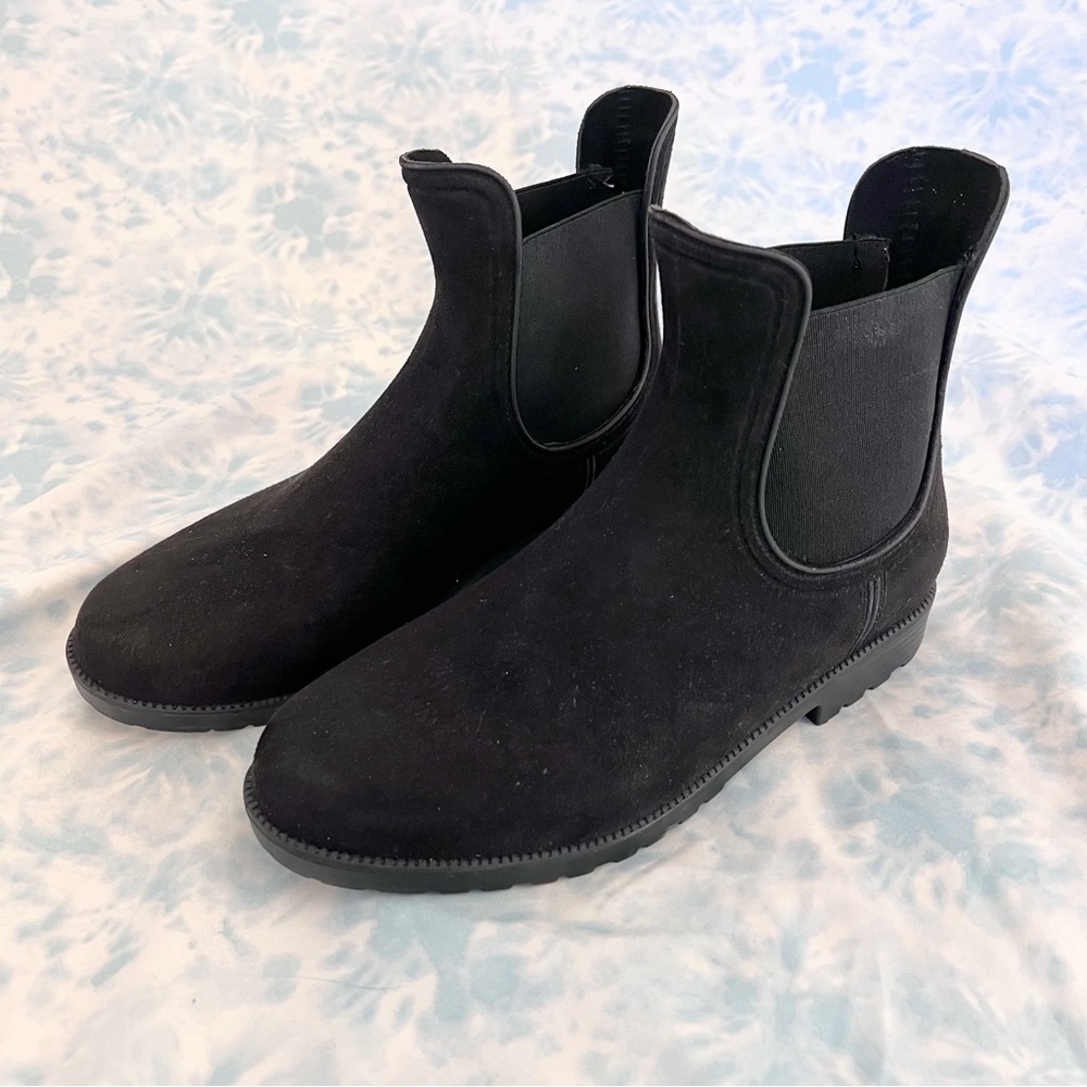 GUC Wet Knot Sloane Waterproof Suede Chelsea Boot Women's Size 9 Matte Black
